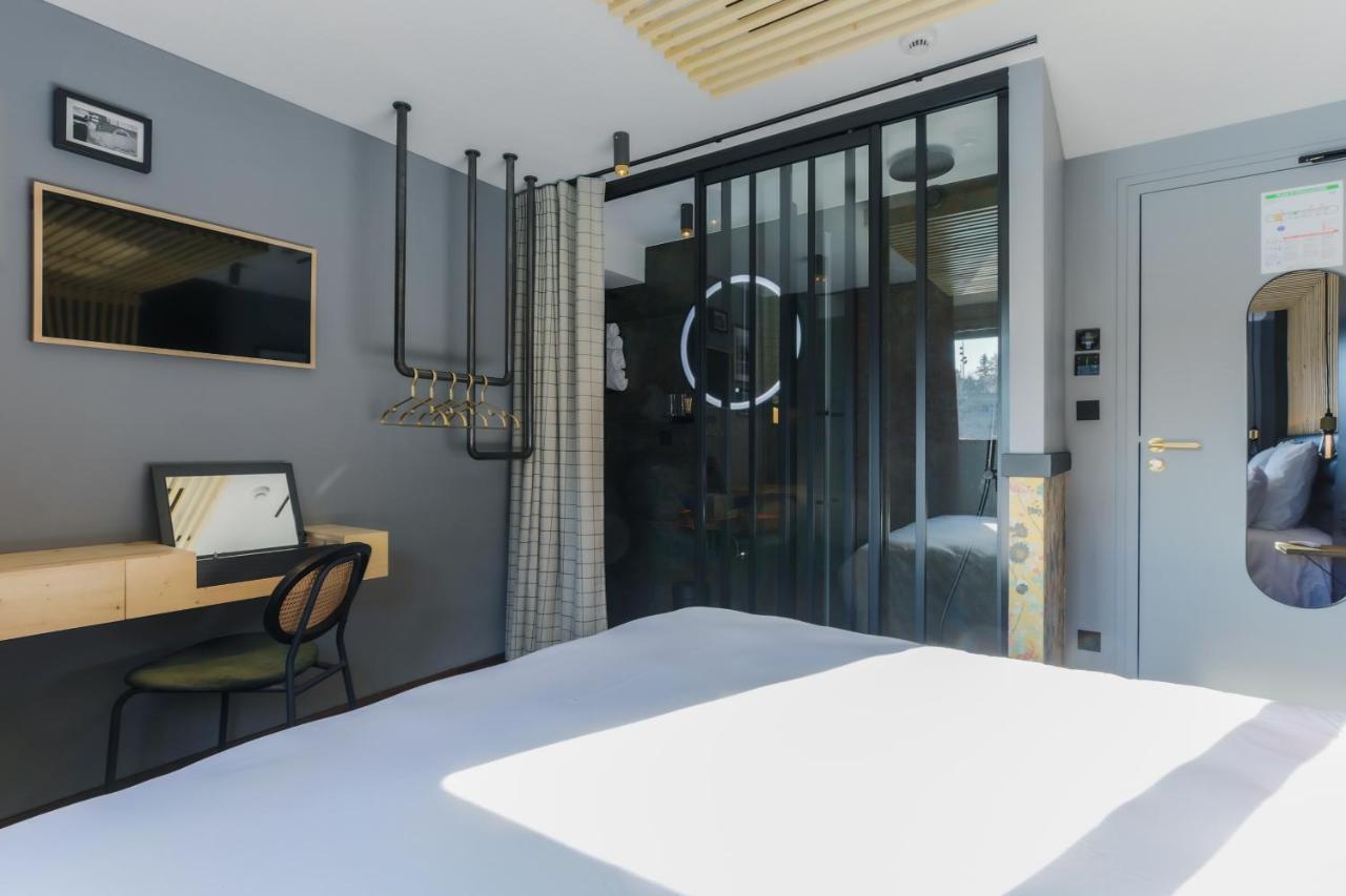 Savy Hotel Verdun-sur-Meuse Bagian luar foto